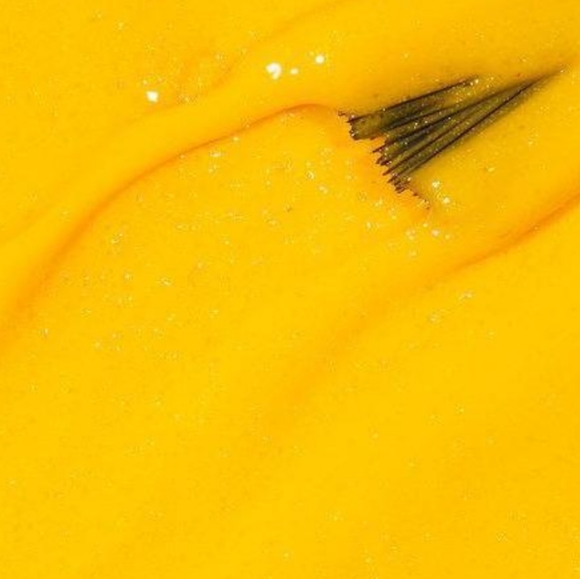 OPI - Hate To Burst Your Bubble - Picture 2 of 3